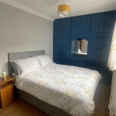 Dollys Lakeview Getaway *