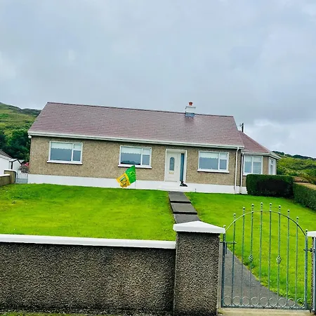 Dollys Lakeview Getaway Feriehus Dungloe