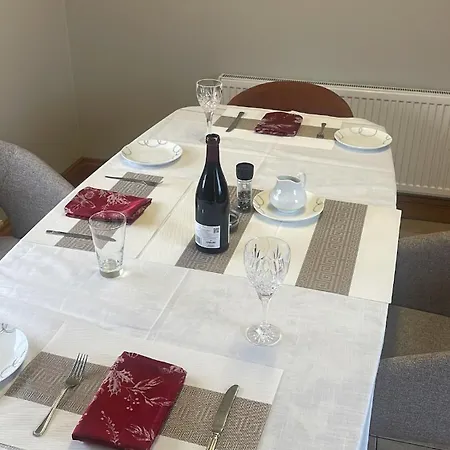 Dollys Lakeview Getaway