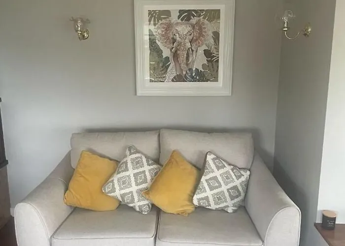 Dollys Lakeview Getaway Dungloe